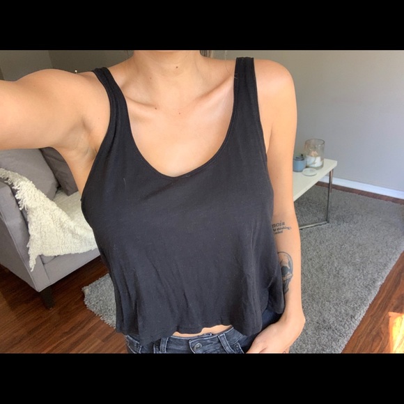 Black basic crop - Picture 2 of 5